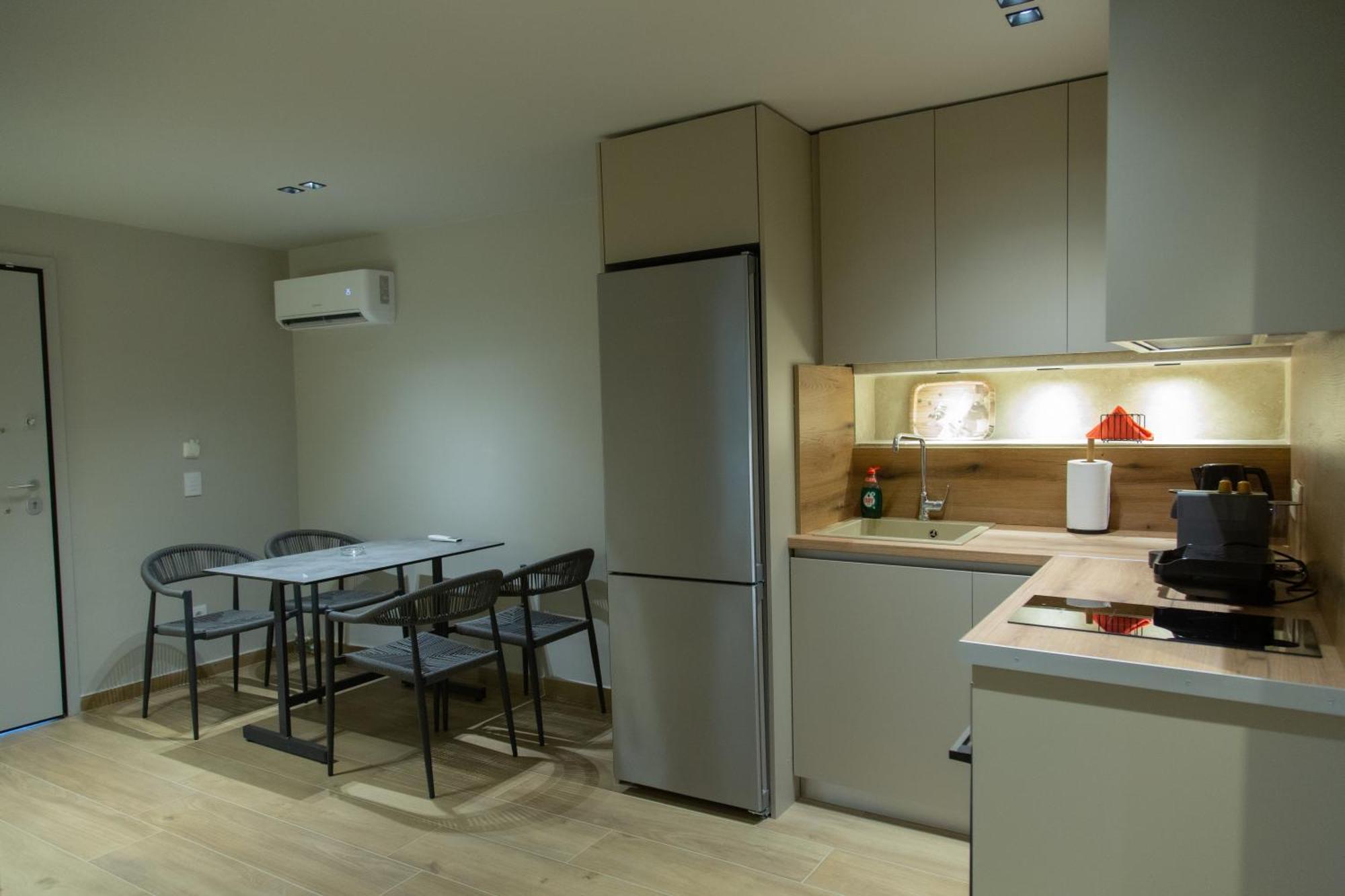 Νεακιτοσ Luxury Apartments Nikiti  Exteriér fotografie